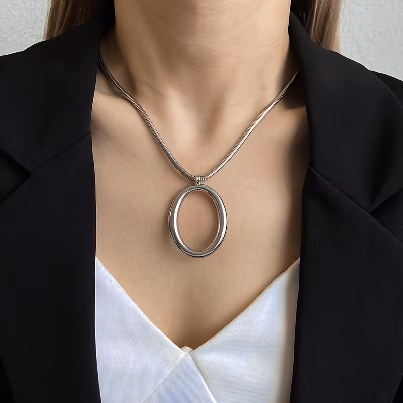 Elegant Large O-Ring Pendant Necklace – Stainless Steel Minimalist Jewelry for Women | Polished Finish, Durable & Versatile Gift - Image 3